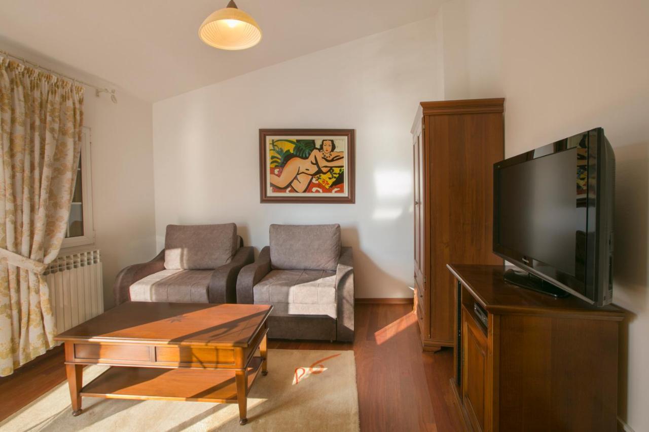 Royal Holiday Apartments Светі-Стефан Екстер'єр фото