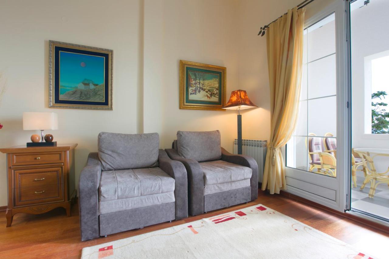 Royal Holiday Apartments Светі-Стефан Екстер'єр фото