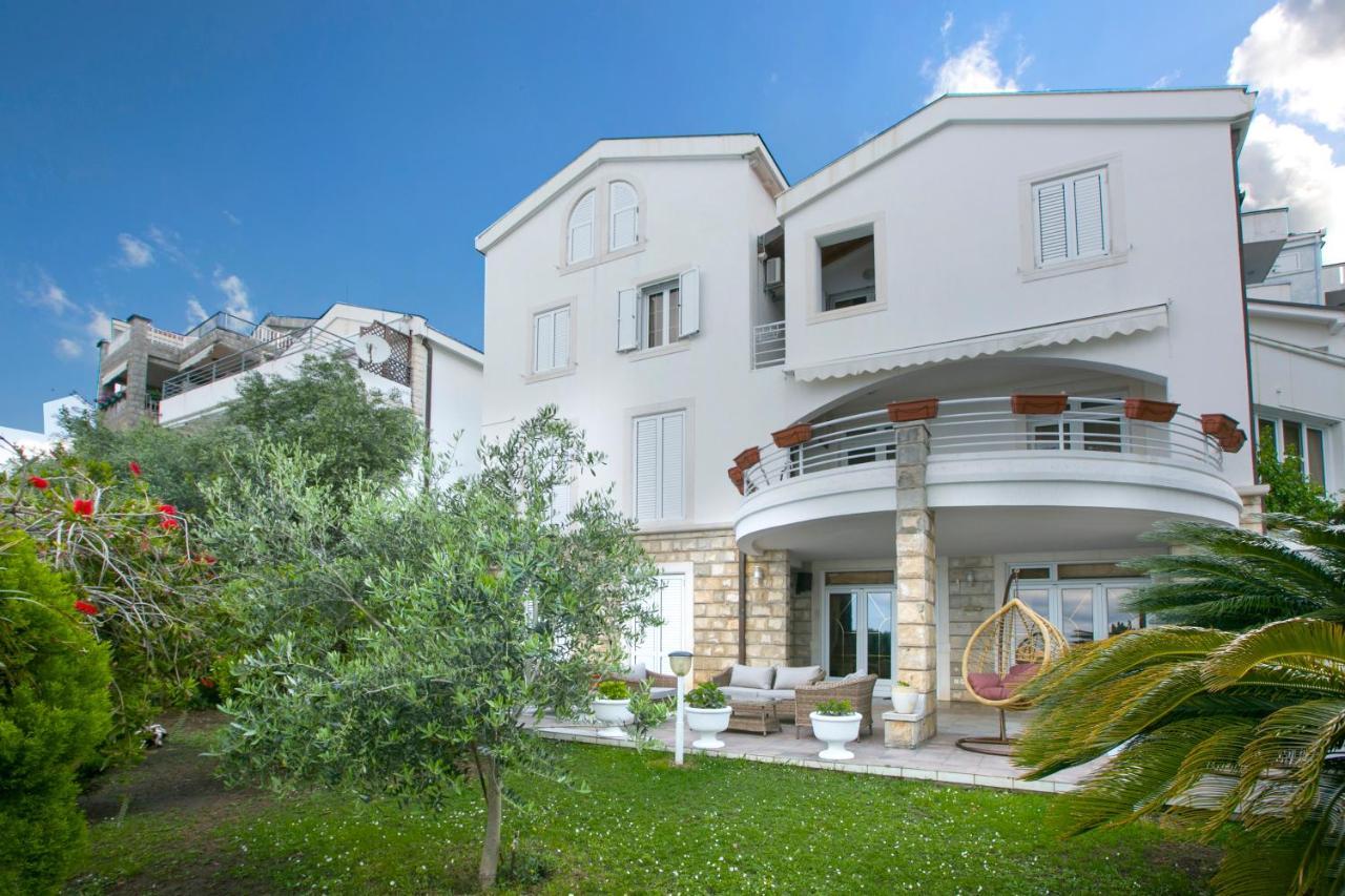 Royal Holiday Apartments Светі-Стефан Екстер'єр фото