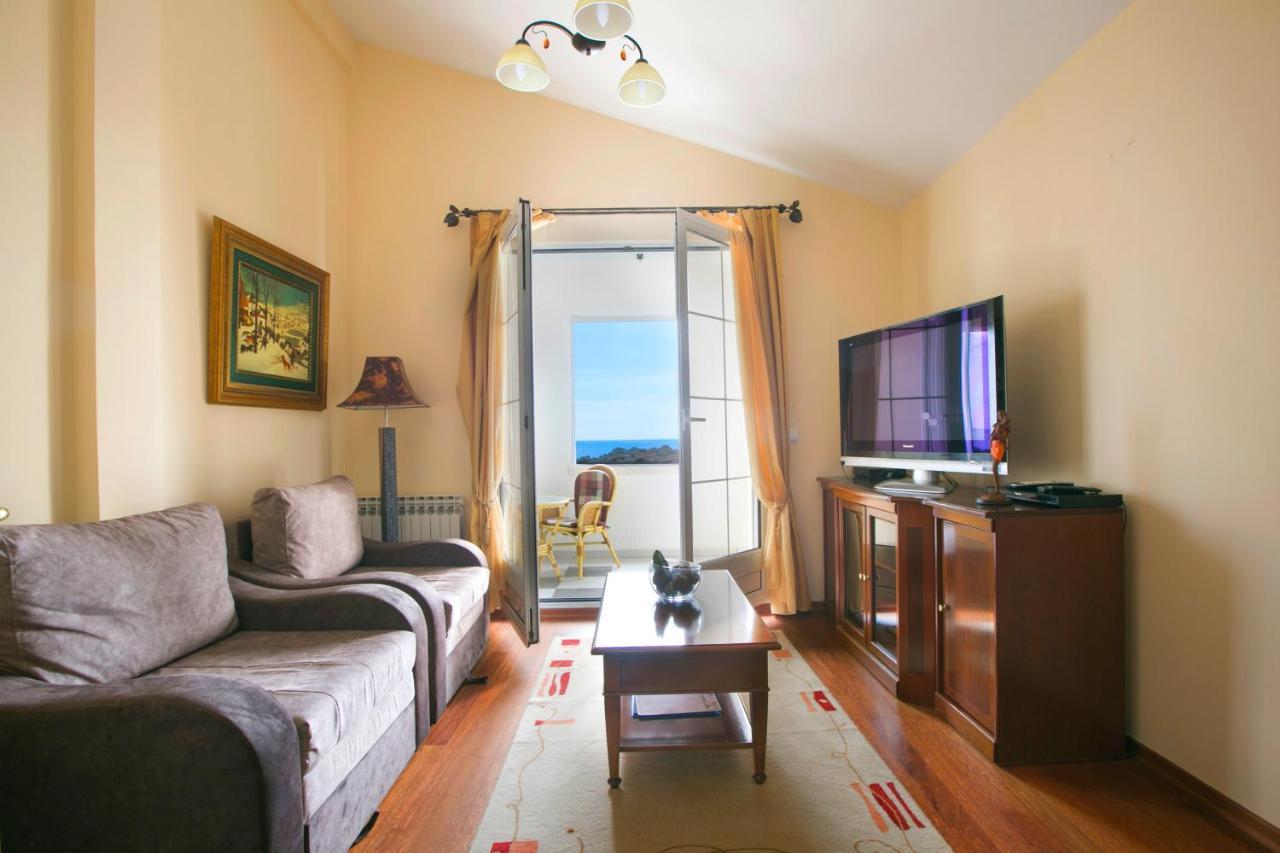 Royal Holiday Apartments Светі-Стефан Екстер'єр фото