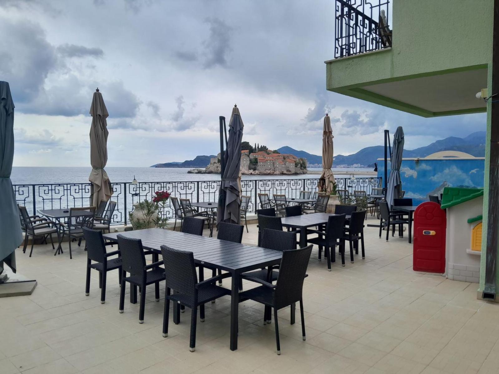 Royal Holiday Apartments Светі-Стефан Екстер'єр фото